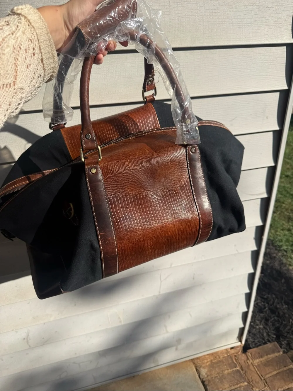 NWT F.H WADSWORTH Men’s Black and Brown Leather-Trim Weekend Duffel